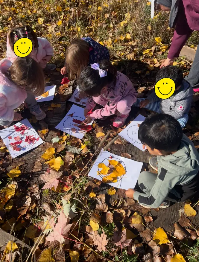 Bricolage d'automne avec des feuilles — Garderie Tournesol